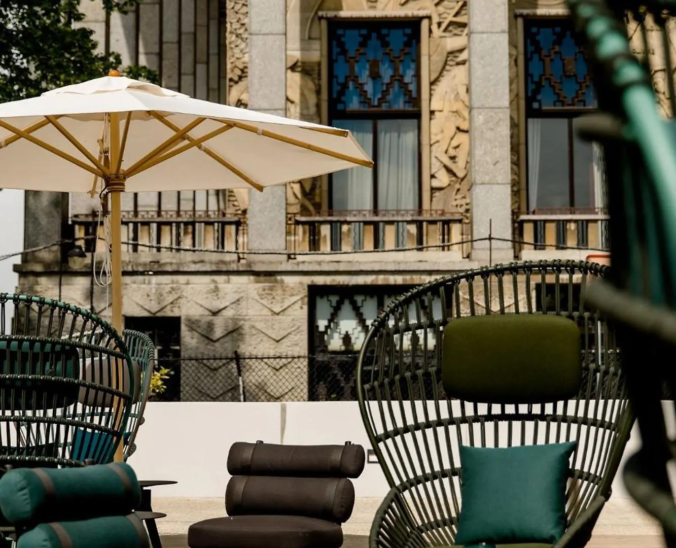 One Paris-porte Doree 3* Parijs